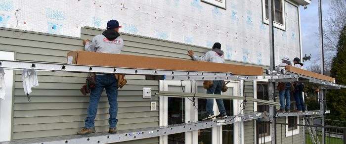 Vinyl Siding Installation: The Ultimate DIY Guide For 2024
