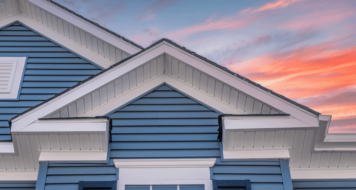 Vinyl Siding Contractors Near Me | Installers and Repair Companies