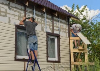 Vinyl Siding Installation: Key Steps to Achieve Success